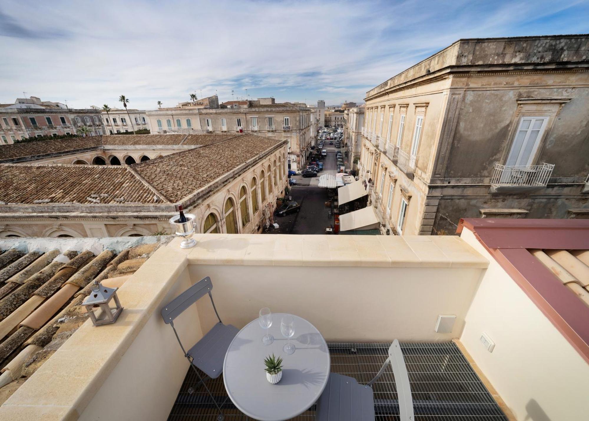Arco Del Mercato Apartment Syrakus Exterior foto